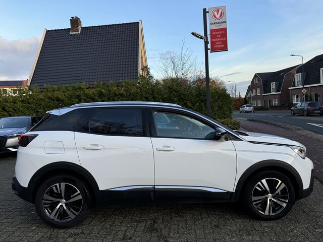 Peugeot 3008 130pk PT Allure, Trekhaak | Camera | Navi | Pdc