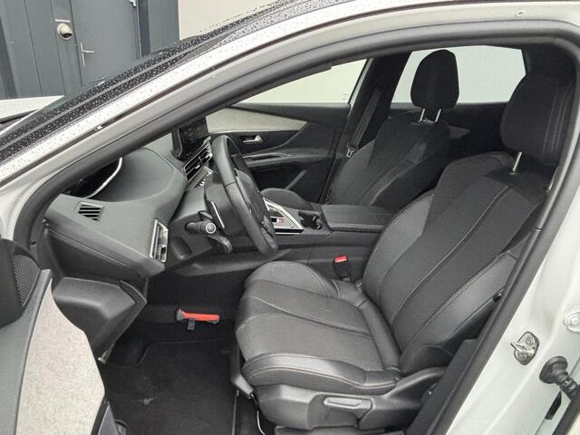 Peugeot 3008 1.2 Hybrid GT | Navi | Parkeercamera | Meer foto's volgen