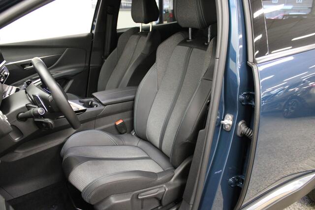 Peugeot 3008 1.6 HYbrid 225 Allure Pack Business