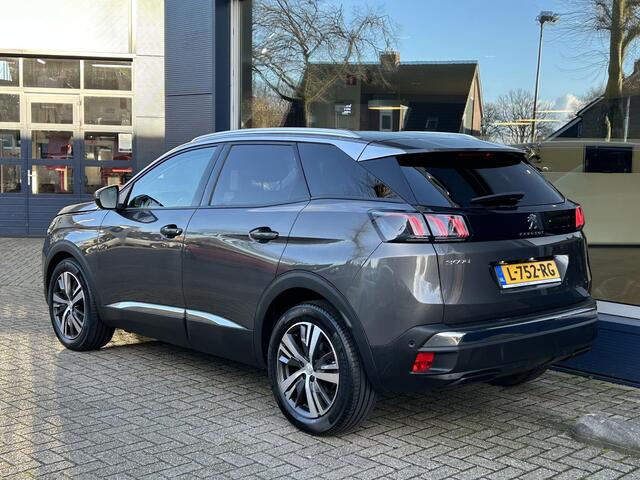 Peugeot 3008 1.2 Turbo 130PK Allure Pack | Navigatie | Dodehoek bewaking | Electrische achterklep | 1400KG Trekvermogen | Keyless Entry | Cruise control | Stoelverwarming | LED Verlichting | DAB | Parkeersensoren.
