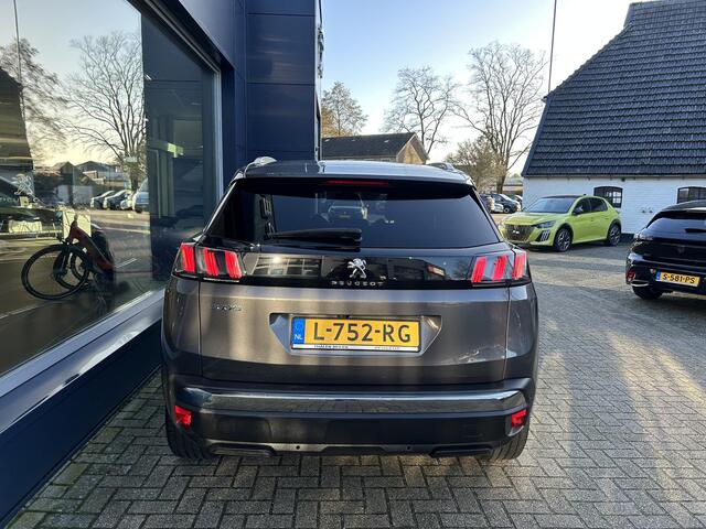 Peugeot 3008 1.2 Turbo 130PK Allure Pack | Navigatie | Dodehoek bewaking | Electrische achterklep | 1400KG Trekvermogen | Keyless Entry | Cruise control | Stoelverwarming | LED Verlichting | DAB | Parkeersensoren.