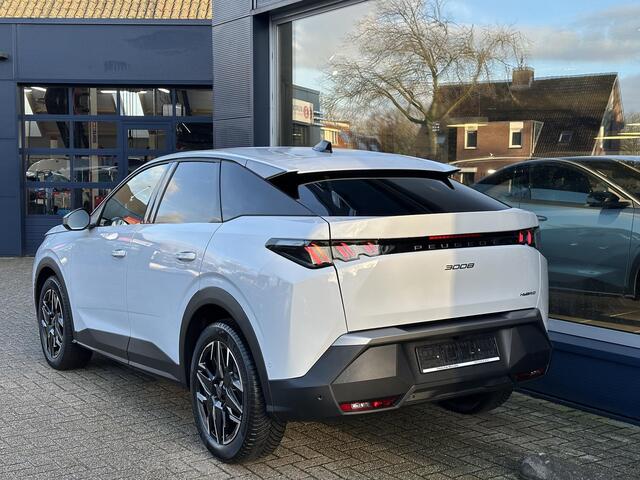 Peugeot 3008 1.2 Hybrid 136 Allure | Nieuwste Model 3008 | Automaat | All Season banden | Panorama Navigatie | Keyless Entry | Stoel & Stuurverwarming | 360 Graden Camera | Dodehoek detectie | Climate Control | LED Verlichting | 19 Inch Lichtmetalen Velgen | Camera | 