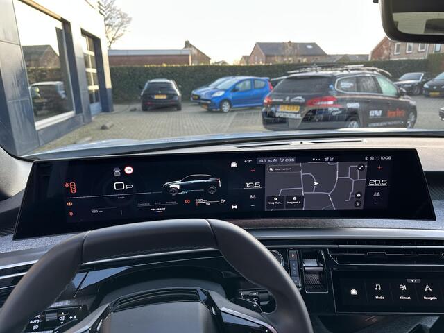 Peugeot 3008 1.2 Hybrid 136 Allure | Nieuwste Model 3008 | Automaat | All Season banden | Panorama Navigatie | Keyless Entry | Stoel & Stuurverwarming | 360 Graden Camera | Dodehoek detectie | Climate Control | LED Verlichting | 19 Inch Lichtmetalen Velgen | Camera | 