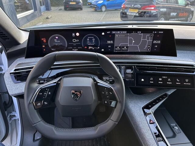 Peugeot 3008 1.2 Hybrid 136 Allure | Nieuwste Model 3008 | Automaat | All Season banden | Panorama Navigatie | Keyless Entry | Stoel & Stuurverwarming | 360 Graden Camera | Dodehoek detectie | Climate Control | LED Verlichting | 19 Inch Lichtmetalen Velgen | Camera | 