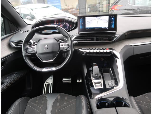Peugeot 3008 130 PK Superluxe GT uitvoering * Automaat * Trekhaak * Navigatie * Alcantara Interieur * Achteruitrij Camera * Adaptive Cruise Control * Led Verlichting * Keyless Entree & Start * Vingerhoets; Vierde Generatie Eersteklas Service !