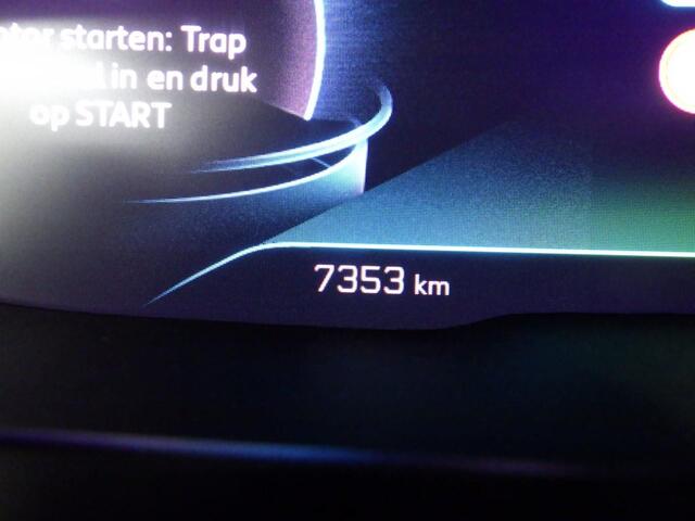Peugeot 3008 1.6 HYbrid 225 Allure Pack Business