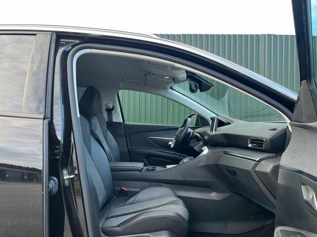 Peugeot 3008 1.6 HYbrid 225 Allure Camera
