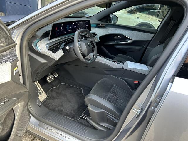 Peugeot 3008 1.2 Hybrid 136 GT | Nieuwste Model 3008 | Alcantara Stoelen | Navigatie | 360 Vision Camera | Dode Hoek Signalering | Elektrische Kofferklep | Keyless Entry | Full LED Verlichting | Stoelverwarming | 19" Lichtmetalen Velgen |