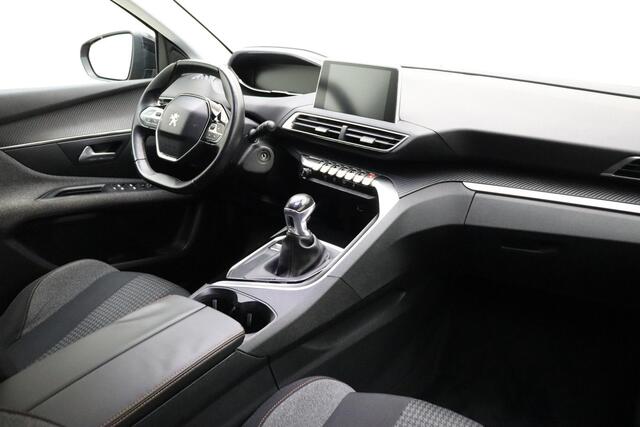 Peugeot 3008 1.2 PureTech Active | Airco | Cruise Control | Stoelverwarming | Parkeersensoren | Dodehoek Sensoren | Telefoon Voorbereiding | LMV |