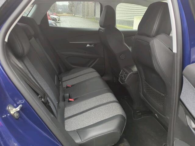 Peugeot 3008 1.2 PureTech Blue Lease Premium NL AUTO | CAMERA | CARPLAY |
