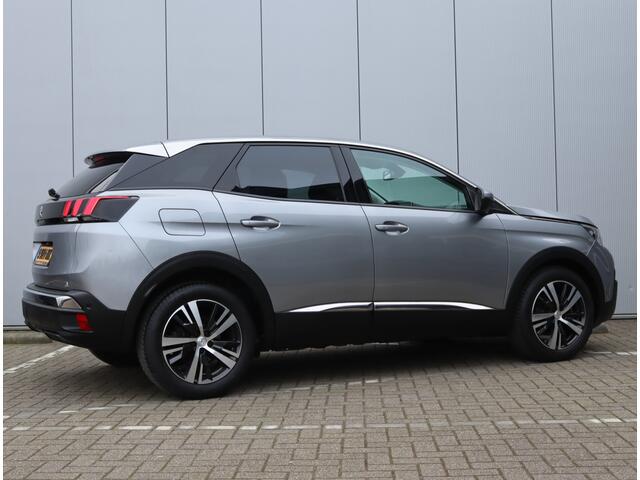Peugeot 3008 1.2 PureTech Allure | Parkeercamera | Keyless | Navi by app