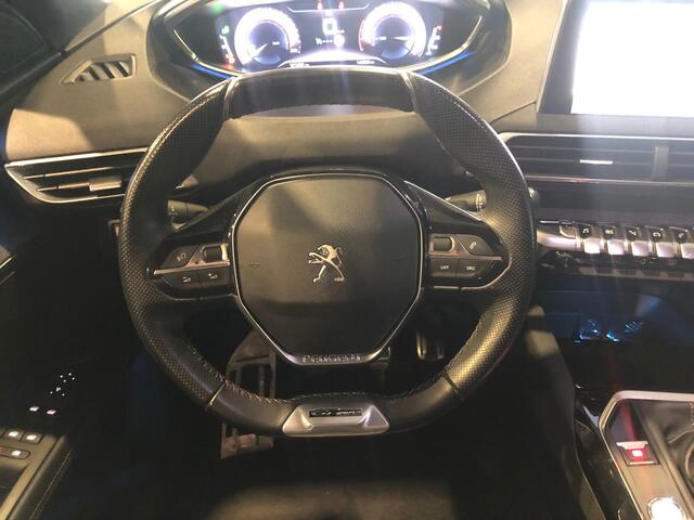 Peugeot 3008 1.2 PureTech GT Line Panorama | Camera | Trekhaak