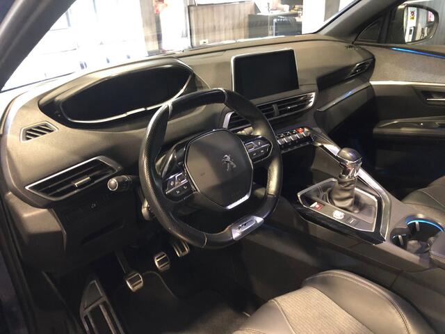 Peugeot 3008 1.2 PureTech GT Line Panorama | Camera | Trekhaak