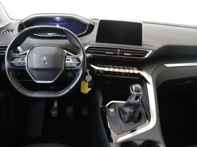 Peugeot 3008 1.2 PureTech Blue Lease Executive MD