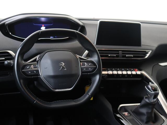 Peugeot 3008 1.2 PureTech Blue Lease Executive MD