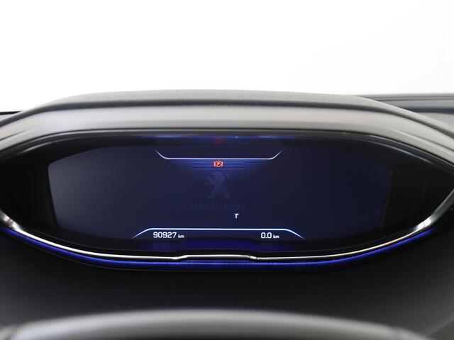 Peugeot 3008 1.2 PureTech Blue Lease Executive MD