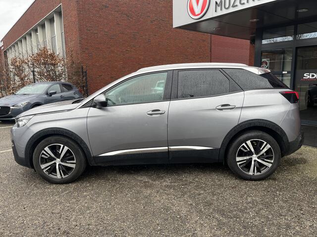 Peugeot 3008 1.2 Allure // FULL LED // KEYLESS // LEDER // CAMERA // ELEK. ACHTERKLEP // DODEHOEK //