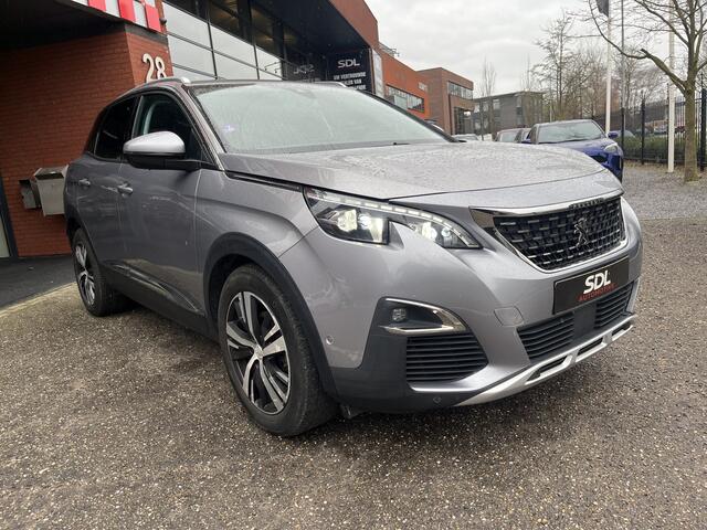 Peugeot 3008 1.2 Allure // FULL LED // KEYLESS // LEDER // CAMERA // ELEK. ACHTERKLEP // DODEHOEK //