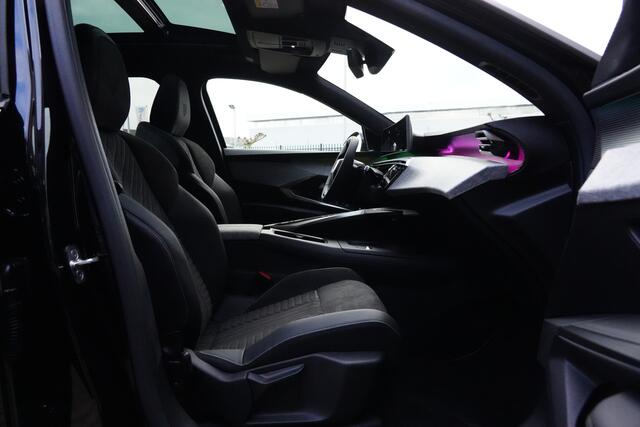 Peugeot 3008 1.2 Hybrid 136 GT 136pk Panoramadak/Stoelverwarming/Camera
