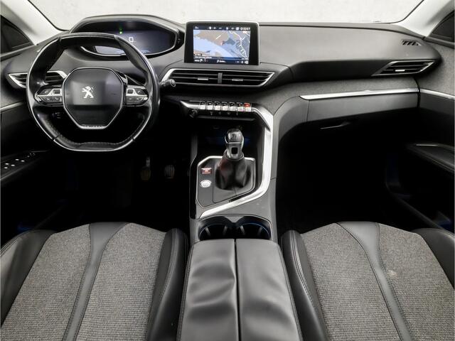 Peugeot 3008 1.2 PureTech Première Deluxe (PANORAMADAK, APPLE CARPLAY, KEYLESS, CAMERA, GETINT GLAS, SPORTSTOELEN, LEDER, CRUISE, LANE ASSIST, NIEUWSTAAT)