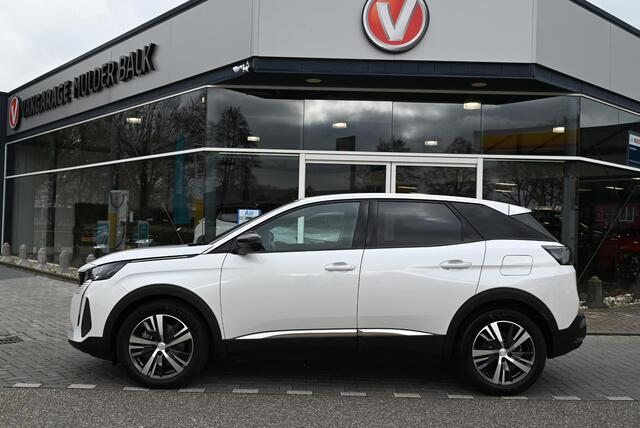 Peugeot 3008 1.6 HYbrid 180 Allure Pack Business