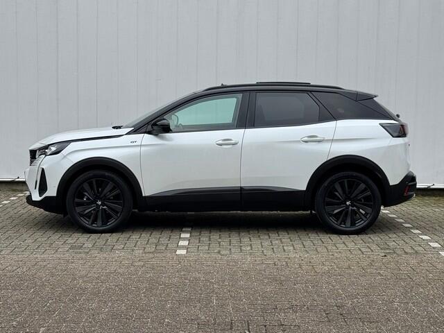 Peugeot 3008 1.2 Turbo GT BlackLine Automaat met Schuifdak, Navi/Camera, 19inch