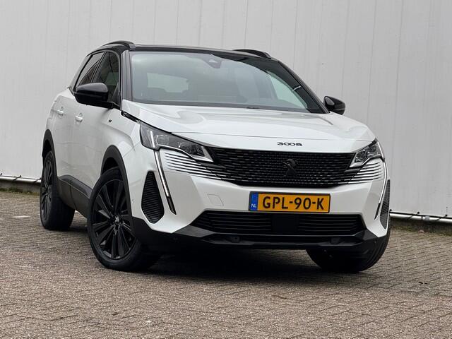 Peugeot 3008 1.2 Turbo GT BlackLine Automaat met Schuifdak, Navi/Camera, 19inch