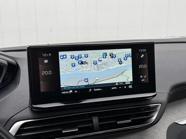 Peugeot 3008 1.2 Turbo GT BlackLine Automaat met Schuifdak, Navi/Camera, 19inch