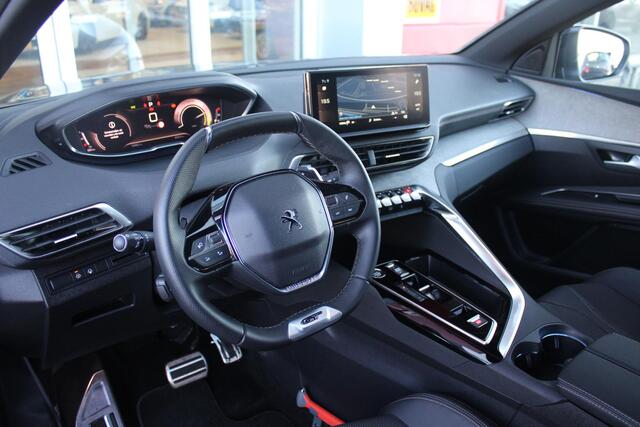 Peugeot 3008 1.2 Hybrid 136PK GT | 360° CAMERA | NAVIGATIE | ADAPTIVE CRUISE CONTROL | APPLE CARPLAY/ANDROID AUTO | CLIMATE CONTROL | 18" LICHTMETALEN VELGEN | DODEHOEK DETECTIE | KEYLESS ENTRY/START | FULL LED KOPLAMPEN | PARKEERSENSOREN VOOR EN ACHTER | DAB+ RADIO |