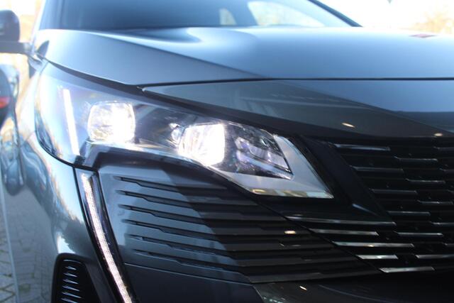 Peugeot 3008 1.2 Hybrid 136PK GT | 360° CAMERA | NAVIGATIE | ADAPTIVE CRUISE CONTROL | APPLE CARPLAY/ANDROID AUTO | CLIMATE CONTROL | 18" LICHTMETALEN VELGEN | DODEHOEK DETECTIE | KEYLESS ENTRY/START | FULL LED KOPLAMPEN | PARKEERSENSOREN VOOR EN ACHTER | DAB+ RADIO |
