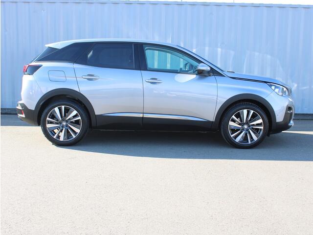 Peugeot 3008 1.2 PureTech Allure Navigatie / Trekhaak