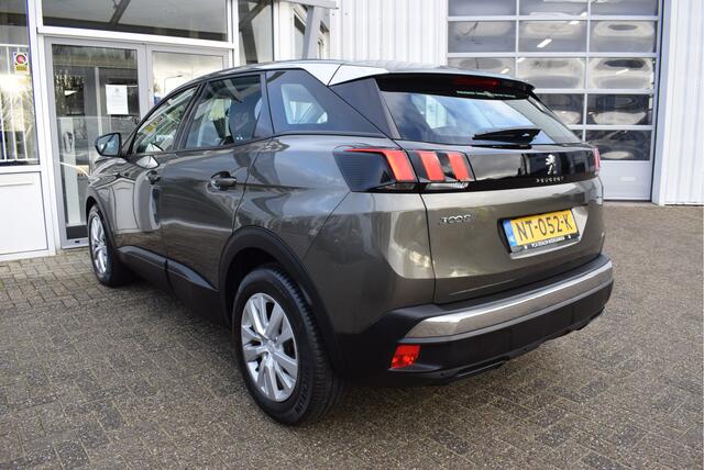 Peugeot 3008 1.2 PureTech Executive | Navi | NL-auto | Trekhaak
