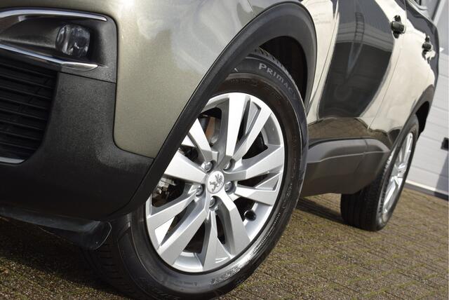 Peugeot 3008 1.2 PureTech Executive | Navi | NL-auto | Trekhaak