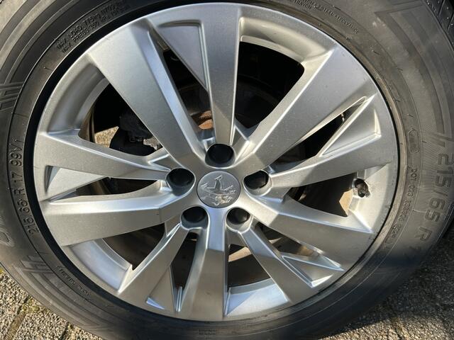 Peugeot 3008 1.2 PureTech Active / Dealer onderhouden / Nieuwstaat