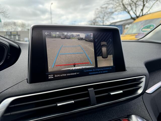 Peugeot 3008 1.2 PureT AGC Prem. PANO NAVI CARPLAY