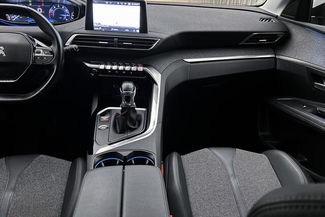 Peugeot 3008 1.2 PureTech Blue Lease Premium | Half lederen bekleding | Camera | Parkeersensoren | Apple carplay