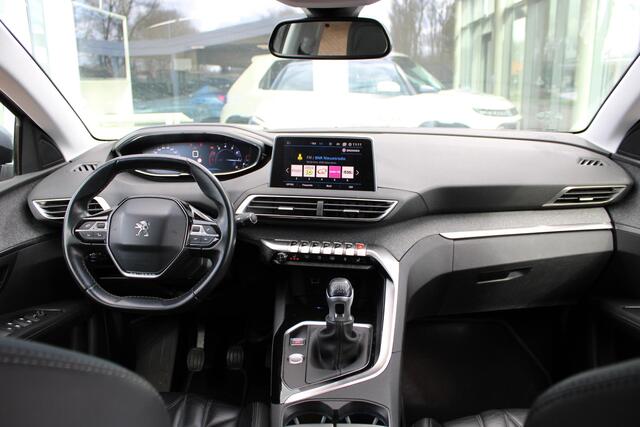 Peugeot 3008 1.2 PureTech Première