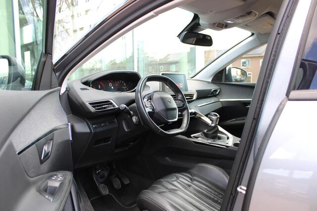 Peugeot 3008 1.2 PureTech Première