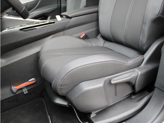 Peugeot 3008 1.2 Hybrid GT Automaat | Navi / Camera / Climate