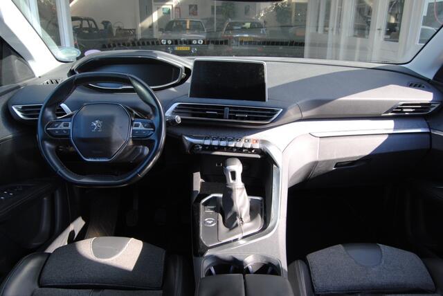 Peugeot 3008 1.2 PureTech Allure Schuif/kanteldak!