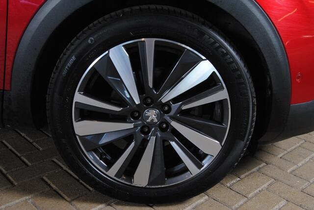 Peugeot 3008 1.2 PureTech Allure Schuif/kanteldak!