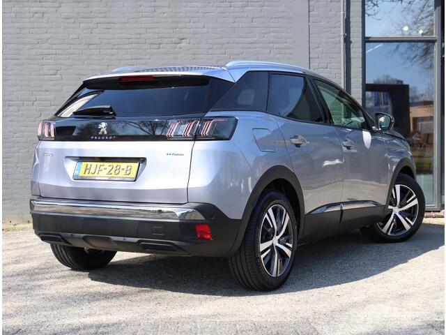 Peugeot 3008 1.6 HYbrid 225PK Allure | Climate Control | Camera | Cruise Control | Stoelverwarming | Apple Carplay & Android Auto | Navigatie | Elektrische Achter Klep |