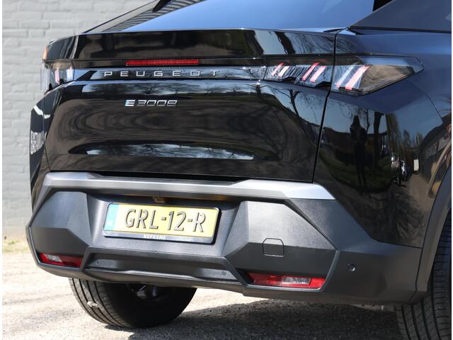 Peugeot 3008 e-3008 Allure Avantage 73 kWh 210PK | Navigatie | Rondomzicht Camera | Matrix LED Koplampen | Keyless Entry | Dodehoek Detectie | Adaptieve Cruise Control | 19" lichtmetalen Velgen | Apple Carplay/Android Auto |