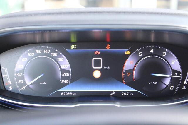 Peugeot 3008 1.2 130PK BLUE LEASE PREMIUM | 19" LICHTMETALEN VELGEN | ELEKTRISCH BEDIENBARE ACHTERKLEP | APPLE CARPLAY/ANDROID AUTO | NAVIGATIE | CLIMATE CONTROL | DAB+ RADIO | DRAADLOZE TELEFFONLADER | ACHTERUITRIJ CAMERA | PARKEERSENSOREN VOOR EN ACHTER | ADAPTIVE C
