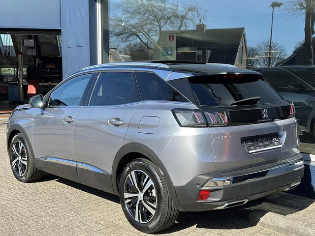 Peugeot 3008 1.6 HYbrid 225 GT | Slechts 3.000 KM Gereden | Automaat | Panorama Schuif-/Kanteldak | Navigatie | Camera | Adaptieve Cruise Control | Hoge Zitpositie | Climate Control | LED Verlichting | Keyless Entry | Dode Hoek Detectie |