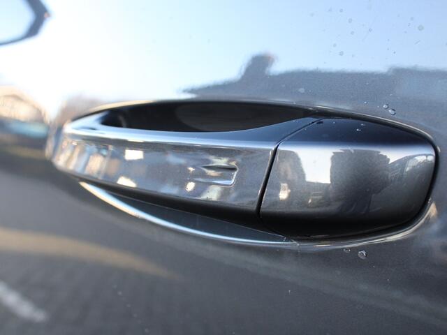 Peugeot 3008 e-3008 Allure 73 kWh 214PK Automaat Navigatie, Rondomzichtcamera, Keyless Entry & Start, Parkeersensoren Voor & Achter