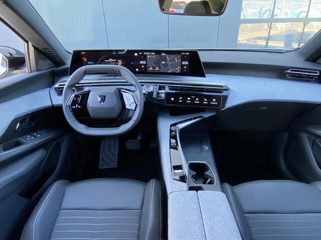 Peugeot 3008 e-3008 Allure Avantage 73 kWh | VOORRAAD | Navigatie | Achteruitrijcamera | tot 529km WLTP Actieradius | 160kW snelladen