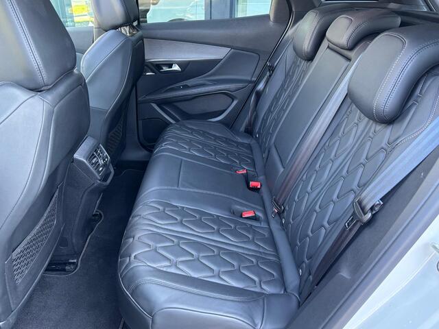 Peugeot 3008 1.6 HYbrid4 300 GT | ALLE denkbare opties! | Rijklaar geleverd incl 12 maanden BOVAG garantie! |