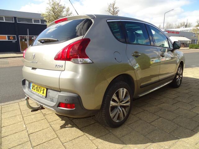 Peugeot 3008 1.2 PURETECH ALLURE 131 Pk-Navi-Clima-Cruise-Pdc-Blth-
