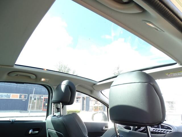 Peugeot 3008 1.2 PURETECH ALLURE 131 Pk-Navi-Clima-Cruise-Pdc-Blth-